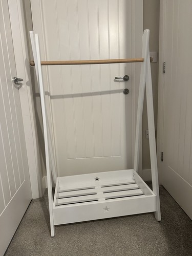 Children clothing rail - children’s,